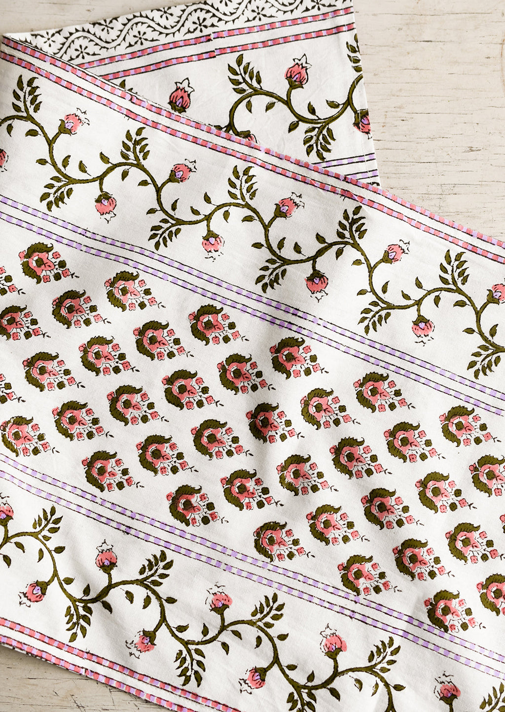 English Garden Table Runner