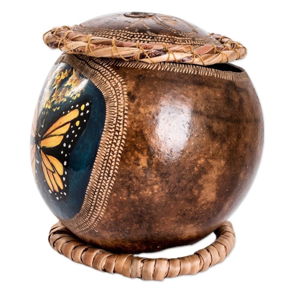 Monarch Butterfly-Themed Dried Gourd Decorative Accent 'Monarch Flutter'