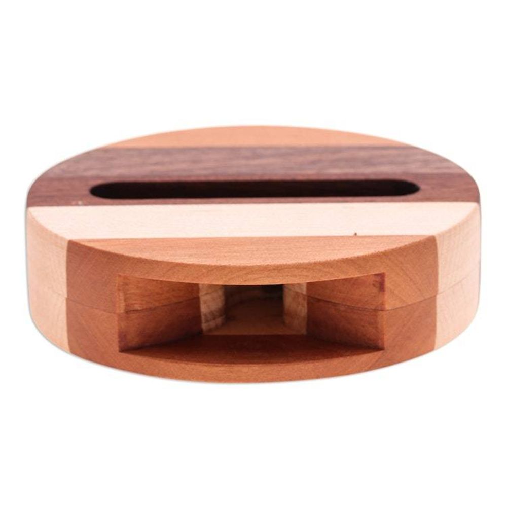 Hand Crafted Round Wood Smartphone Speaker 'Lively Sound'