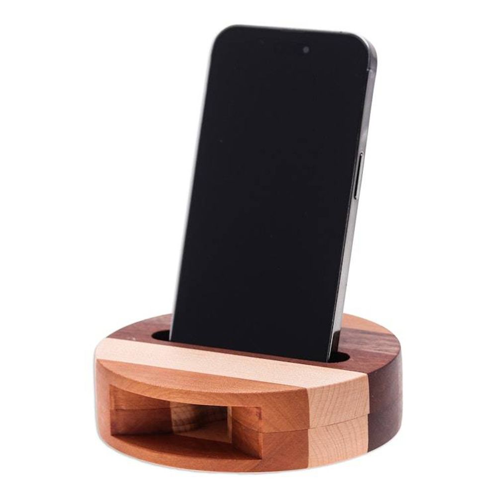 Hand Crafted Round Wood Smartphone Speaker 'Lively Sound'