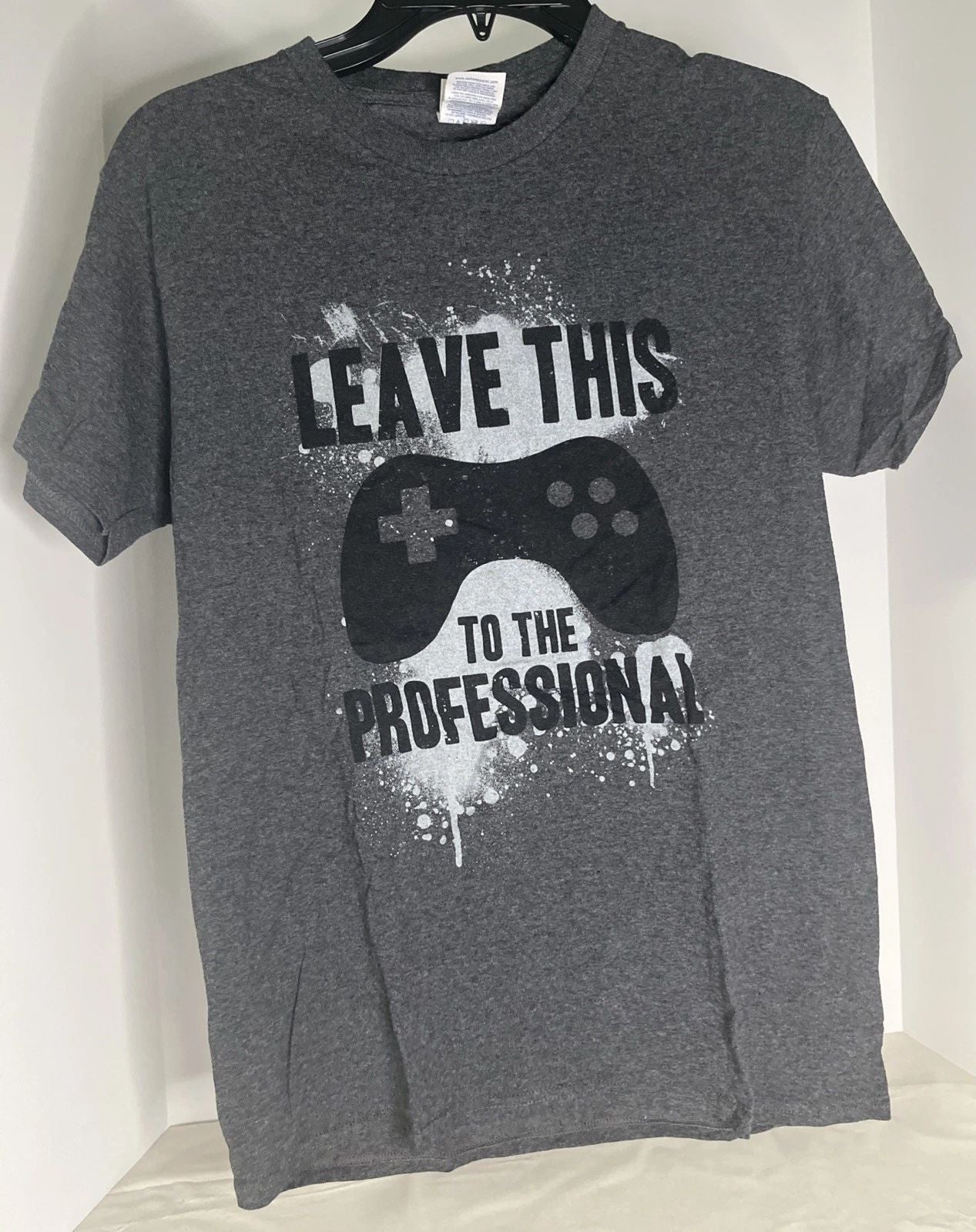 Leave This To The Professional Shirt Mens Small Gray Gamer Xbox PlayStation Unisex T-shirt, Sweatshirt, Hoodie, Long Sleeve Tee